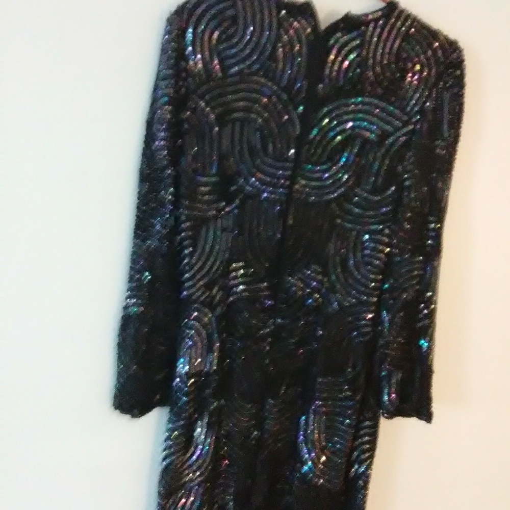 Sequince , 100% Silk - Picture 2 of 2